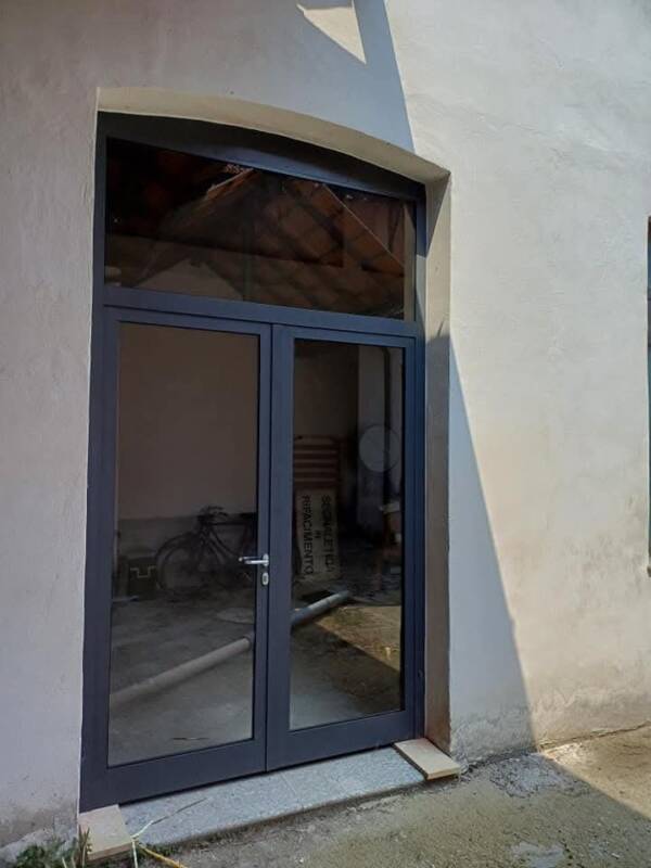 Serramenti in alluminio - immagine 24